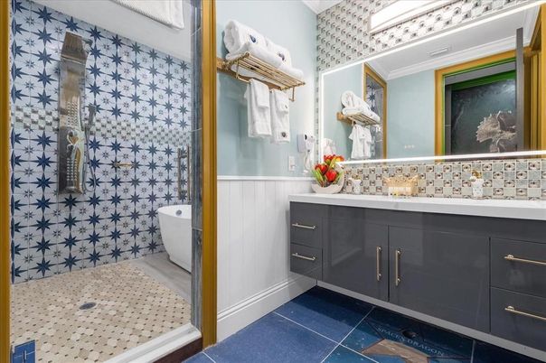 Bathroom, Interior