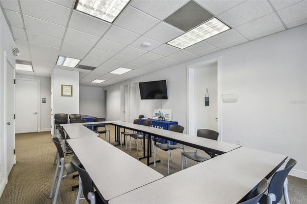 Dining room, Interior, Recessed Lighting