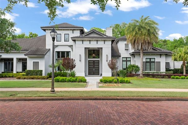 Exterior, Facade, Mediterranean