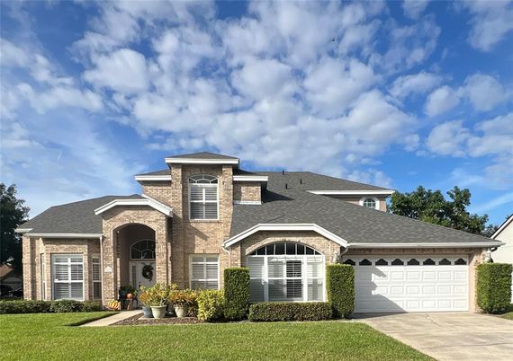 Attached, Exterior, Facade, Mediterranean