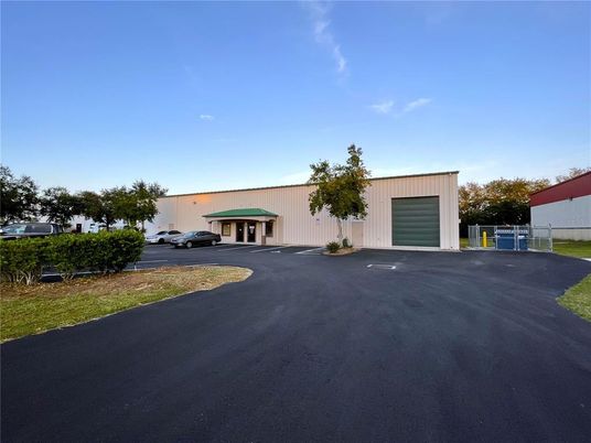 Detached Garage, Exterior