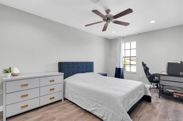 Bedroom, Home Office, Interior, Recessed Lighting, Wood Texture Flooring