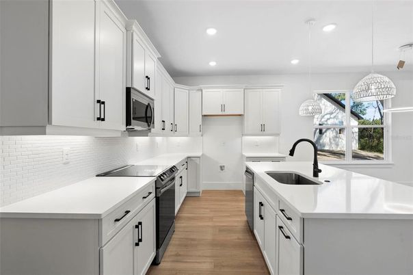Interior, Kitchen, Pendant Lights, Recessed Lighting, Wood Texture Flooring