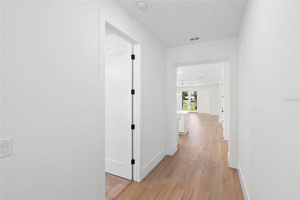 Interior, Recessed Lighting, Wood Texture Flooring