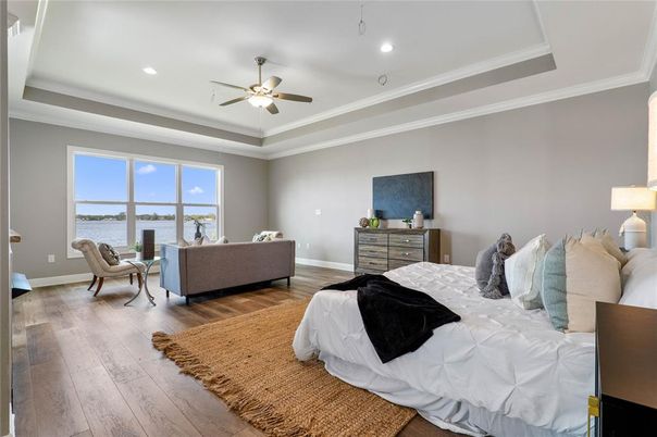 Bedroom, Interior, Recessed Lighting, Water, Wood Texture Flooring
