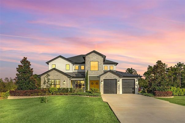 Attached, Exterior, Facade, Brick Traditional