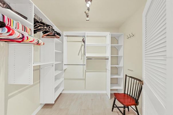 Interior, Walk-in Closets, Wood Texture Flooring