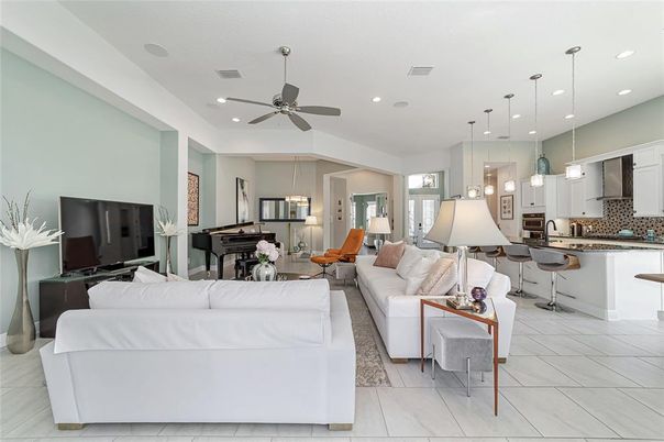 Interior, Kitchen, Living room, Pendant Lights, Piano, Recessed Lighting