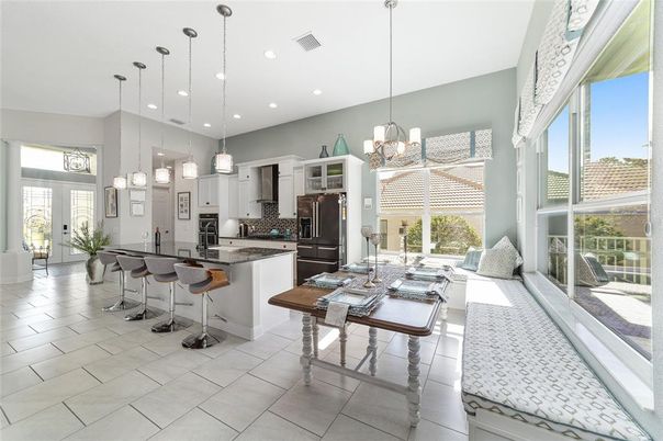 Dining room, Interior, Kitchen, Pendant Lights, Recessed Lighting, Stainless Steel Appliances