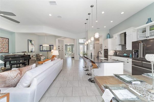 Interior, Kitchen, Living room, Pendant Lights, Piano, Recessed Lighting, Stainless Steel Appliances