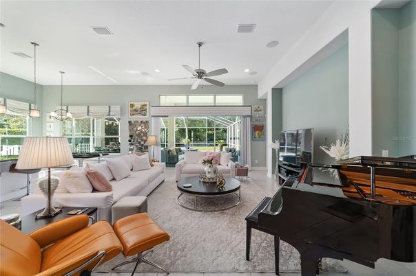 Interior, Living room, Pendant Lights, Recessed Lighting