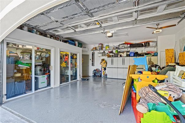 Garage, Interior