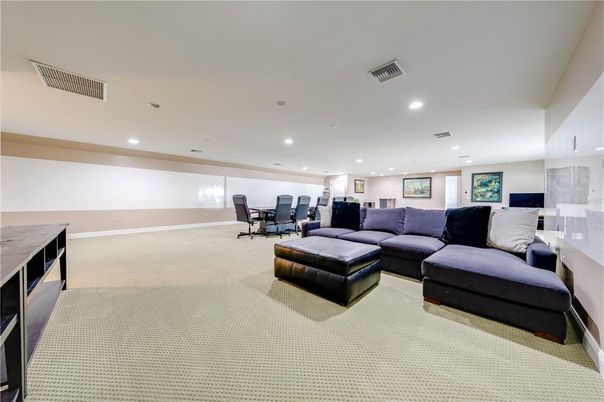 Dining room, Interior, Living room, Recessed Lighting
