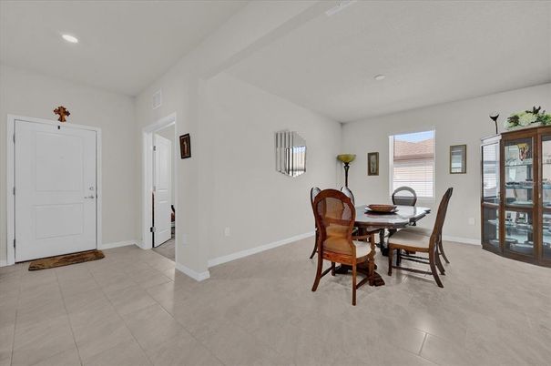 Dining room, Interior, Recessed Lighting