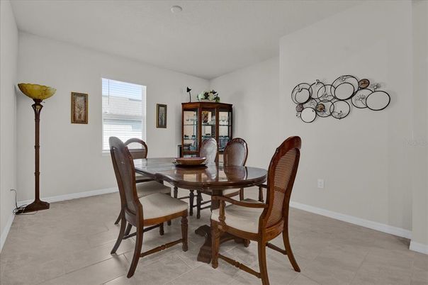 Dining room, Interior