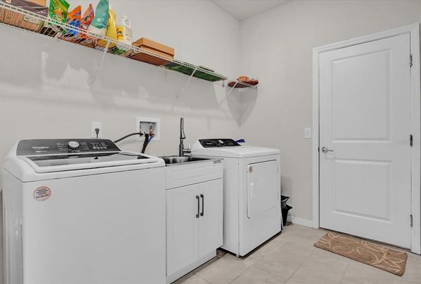 Interior, Washer