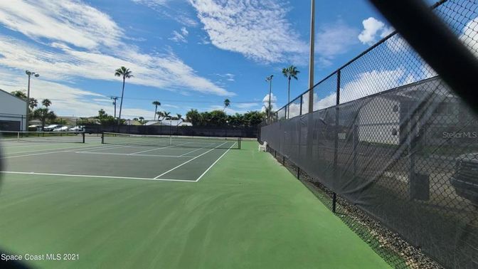 Exterior, Tennis Courts