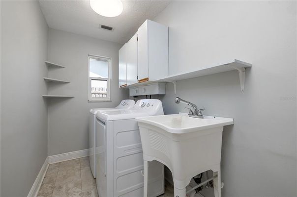 Interior, Washer