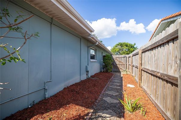 Backyard, Exterior