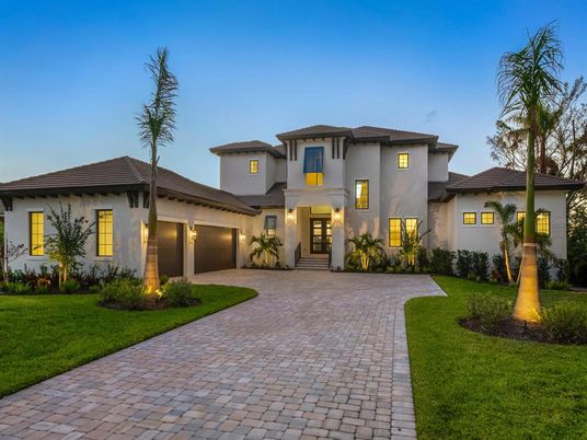 Backyard, Exterior, Facade, Mediterranean