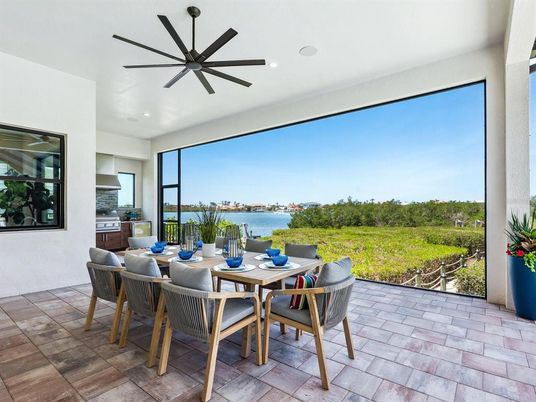 Dining room, Interior, Recessed Lighting, Water