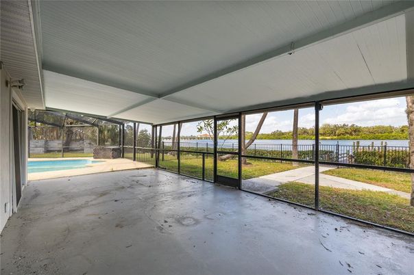 Interior, Pool, Sun Room, Water