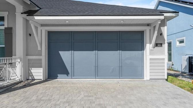 Detached Garage, Exterior