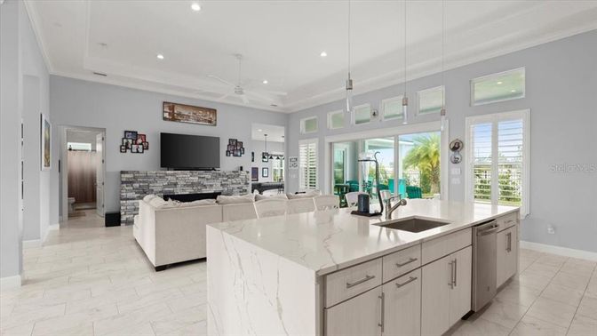 Interior, Kitchen, Living room, Marble, Pendant Lights, Recessed Lighting