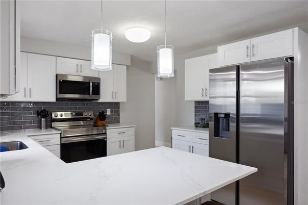 Interior, Kitchen, Pendant Lights, Stainless Steel Appliances