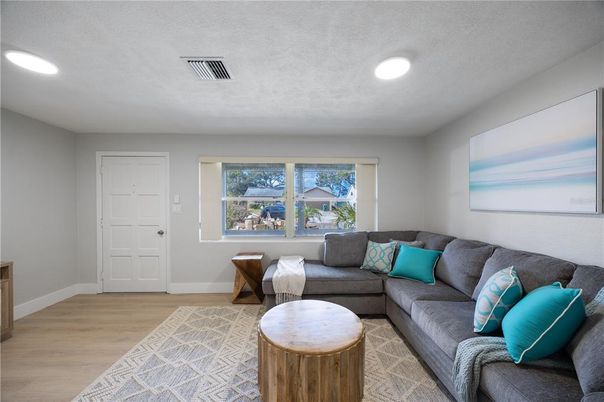 Interior, Living room, Recessed Lighting, Wood Texture Flooring