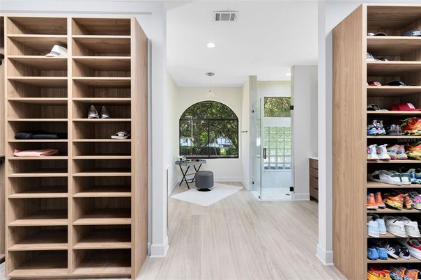Interior, Pendant Lights, Recessed Lighting, Wood Texture Flooring