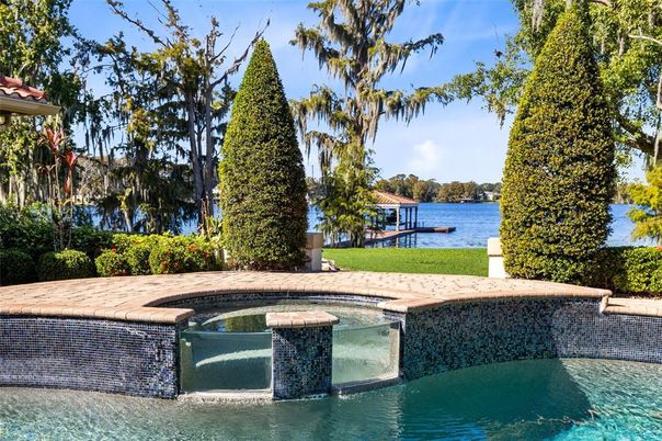 Exterior, Lake, Pool