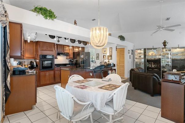 Dining room, Interior, Kitchen, Pendant Lights