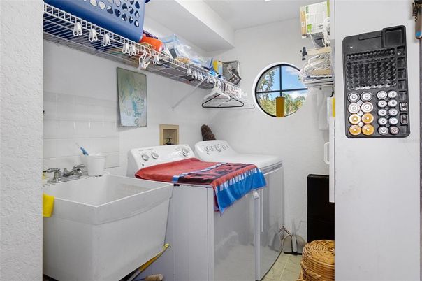 Interior, Washer