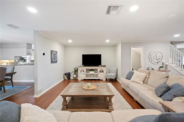 Interior, Living room, Recessed Lighting, Wood Texture Flooring
