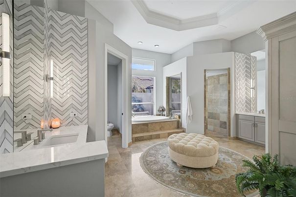 Bathroom, Interior, Pendant Lights, Recessed Lighting