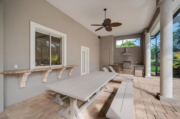 Dining room, Interior