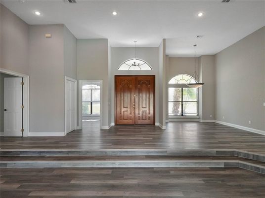 Interior, Pendant Lights, Recessed Lighting, Wood Texture Flooring