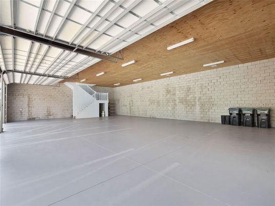 Garage, Interior, Stone Walls