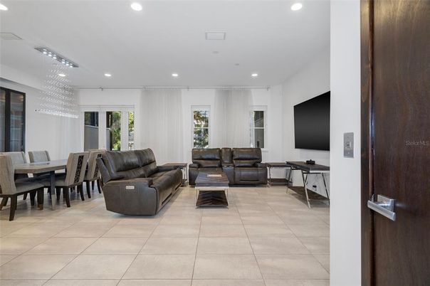 Dining room, Interior, Living room, Recessed Lighting
