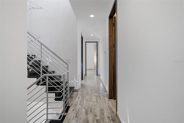 Interior, Recessed Lighting, Wood Texture Flooring