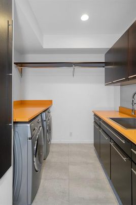 Interior, Recessed Lighting, Washer