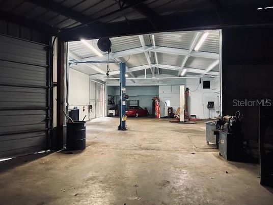 Garage, Interior