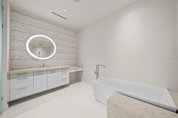 Bathroom, Dual Sink Vanities, Free Standing Baths, Interior, Recessed Lighting