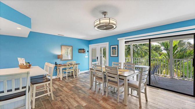 Dining room, Interior, Wood Texture Flooring