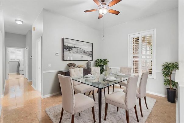Dining room, Interior