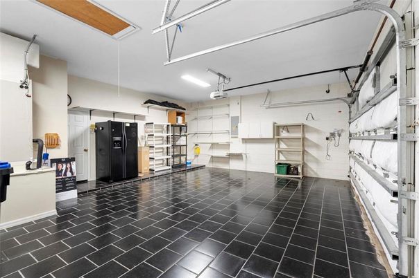 Garage, Interior