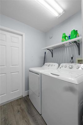 Interior, Utility Closets, Washer, Wood Texture Flooring