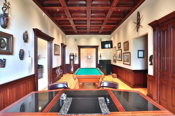 Billiard Table, Game Room, Interior, Wooden Beams, Wooden Ceilings, Wood Texture Flooring