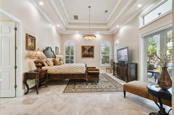 Bedroom, Chandelier, Interior, Pendant Lights, Recessed Lighting